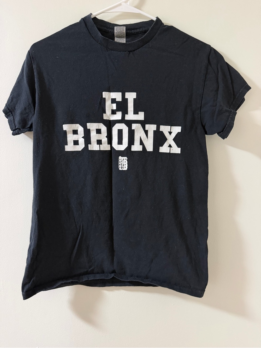 Gildan T-Shirt Mens Small Black Good EL BRONX 718 Graphic Tee